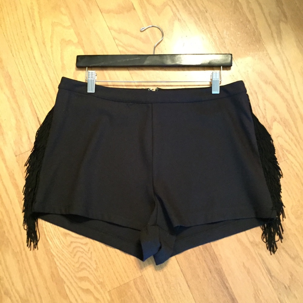 Fringe shorts